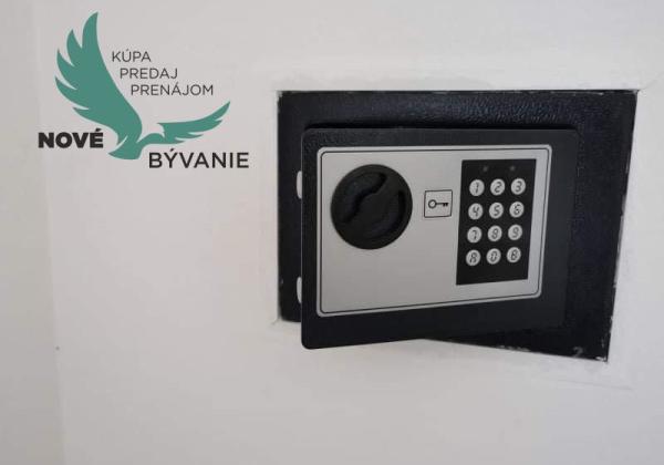 Dom 3x apartmán blízko mora v Chorvátsku, zabehnutý prenájom