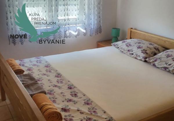 Dom s výhľadom na more, 2x apartmán, len 150m od mora , Chorvátsko