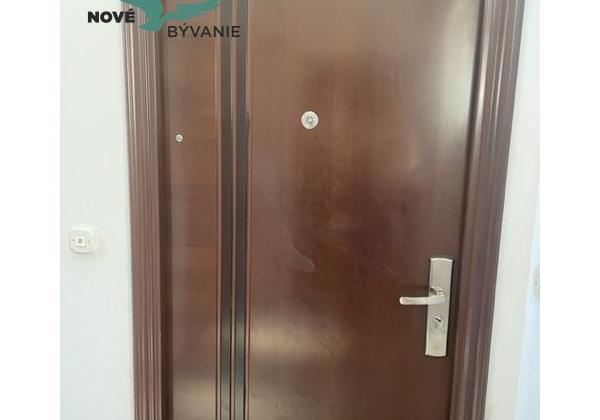 Predaj apartmán so záhradou, blízko pieskovej pláže, Chorvátsko - Pag