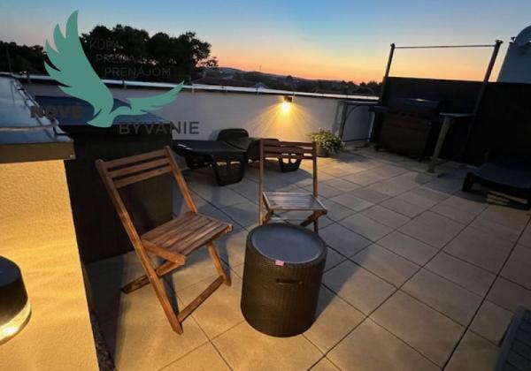 Chorvátsko - Apartmán so strešnou terasou