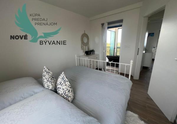 Chorvátsko - Na predaj novostavba s bazénom a výhľadom na more