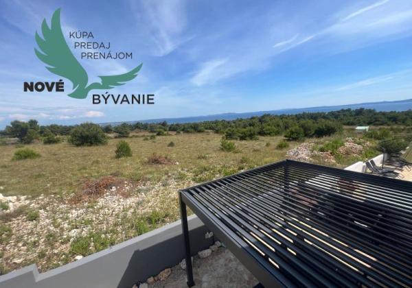 Chorvátsko - Na predaj novostavba s bazénom a výhľadom na more