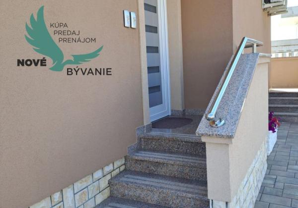 Apartmán s výhľadom na more a záhradou , Chorvatsko -Nin -Zaton