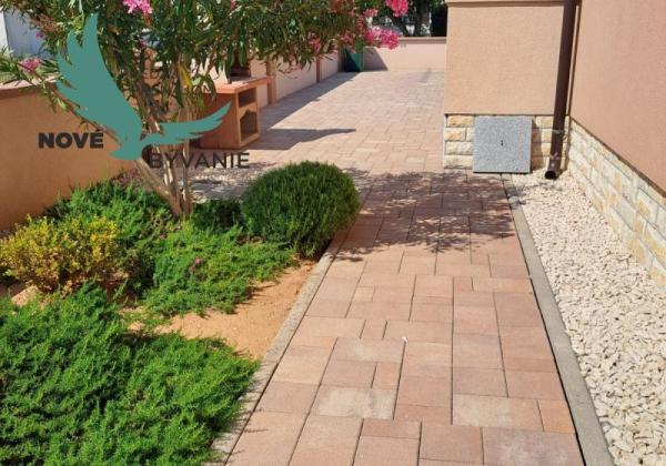 Apartmán s výhľadom na more a záhradou , Chorvatsko -Nin -Zaton