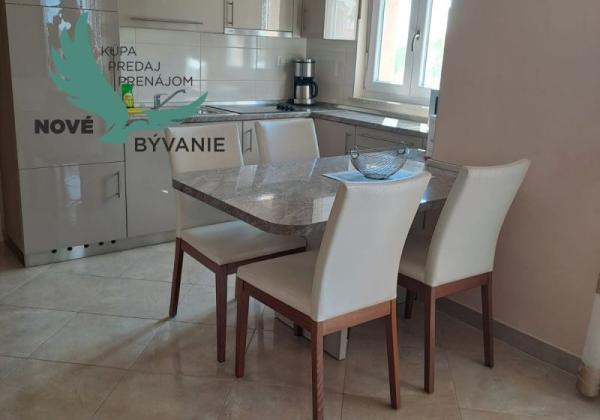 Apartmán s výhľadom na more a záhradou , Chorvatsko -Nin -Zaton