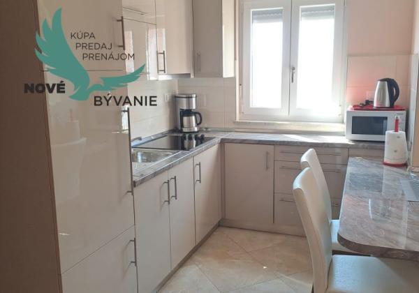 Apartmán s výhľadom na more a záhradou , Chorvatsko -Nin -Zaton