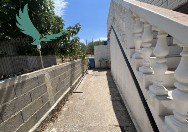 Dom 2x apartmán s výhľadom na more na ostrove Vir v Chorvátsku