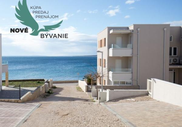 Luxusný apartmán s výhľadom na more len 30m od mora so 4x spálňou v Chorvátsku