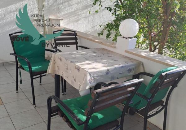 Apartmán len 80m od mora v Chorvátsku vhodný ako investícia