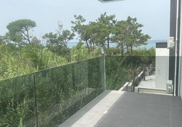 Luxusná novostavba len 70m od mora s výhľadom na more v Chorvátsku v Privlake