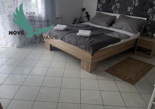 Predaj dva apartmány len 200m od mora s výhľadom na more, Chorvátsko