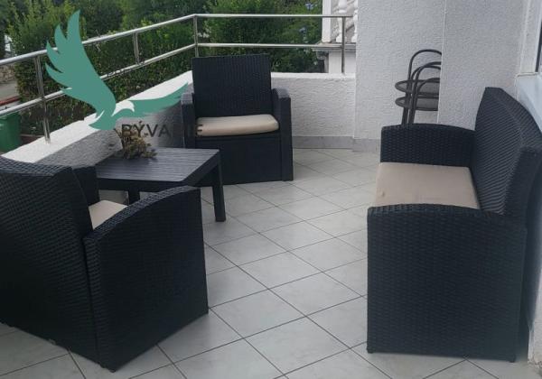 Predaj dva apartmány len 200m od mora s výhľadom na more, Chorvátsko