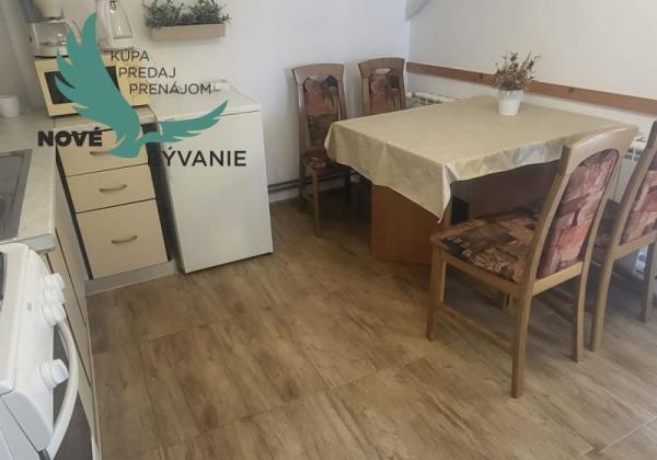 Predaj dva apartmány len 200m od mora s výhľadom na more, Chorvátsko