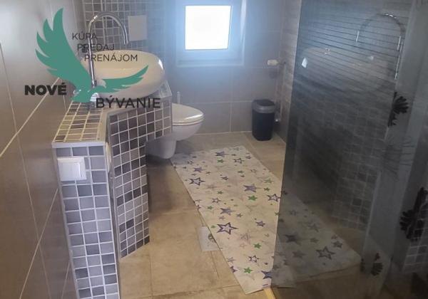 Predaj dva apartmány len 200m od mora s výhľadom na more, Chorvátsko