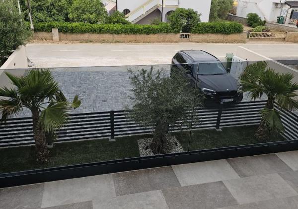 Chorvátsko Novostavba blízko mora s výhľadom na more