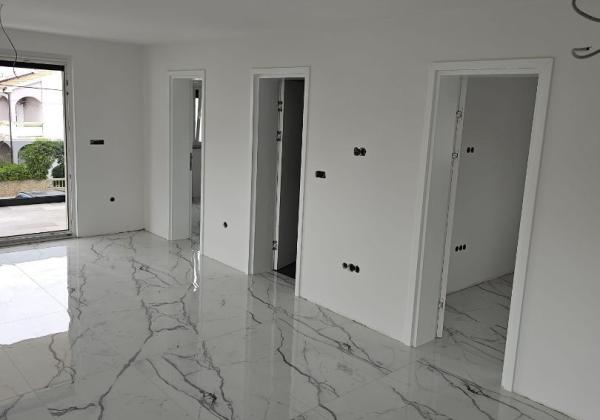 Chorvátsko Novostavba blízko mora s výhľadom na more