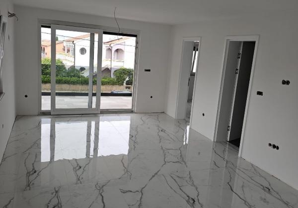 Chorvátsko Novostavba blízko mora s výhľadom na more