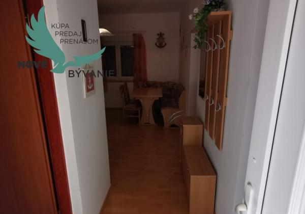 Dom 2x apartmán blízko mora v Chorvátsku na ostrove Vir