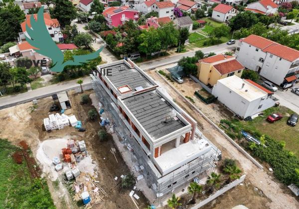 Luxusná novostavba pri nádhernej pieskovej pláži v Chorvátsku - Privlaka