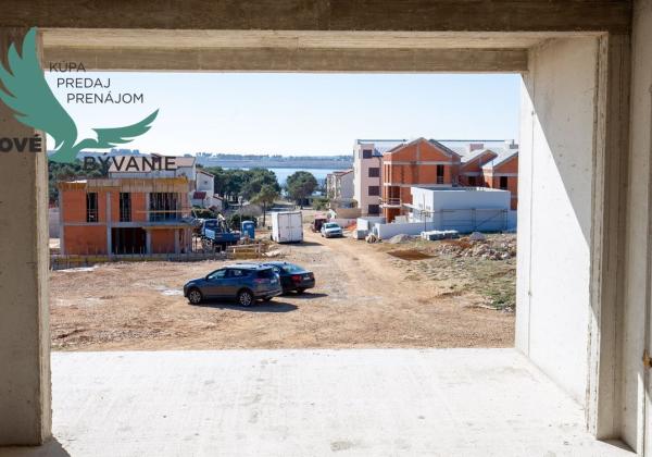 Luxusná novostavba v Chorvátsku na výbornom mieste s výhľadom na more na ostrove Pag- Povljana