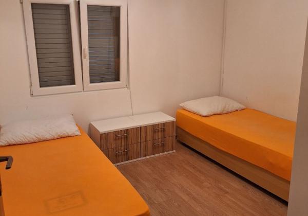 Chorvátsko - Apartmán len 80m od mora na ostrove Vir - Prezida