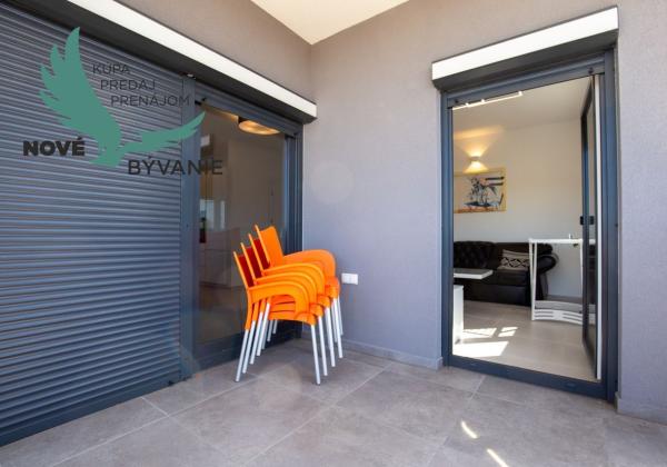 Chorvátsko - Na predaj apartmán 3x spálňa na ostrove Vir