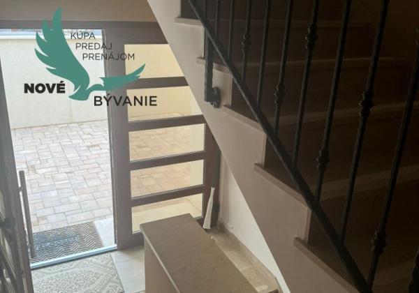 Apartmán 50m od mora s výhľadom na more v Chorvátsku