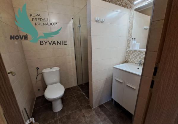 Exkluzívne dom 3x apartmán len 300m od mora v Chorvátsku