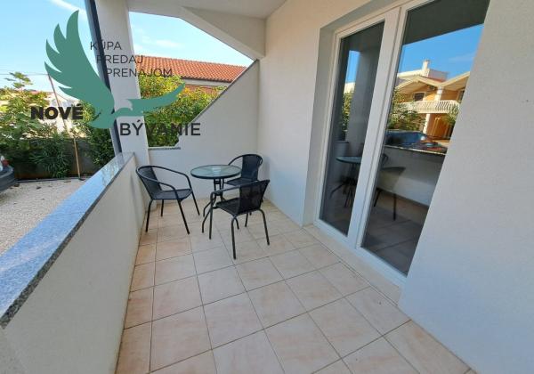 Exkluzívne dom 3x apartmán len 300m od mora v Chorvátsku