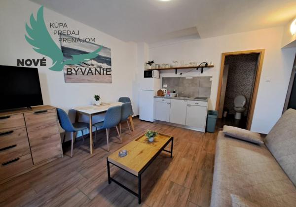 Exkluzívne dom 3x apartmán len 300m od mora v Chorvátsku