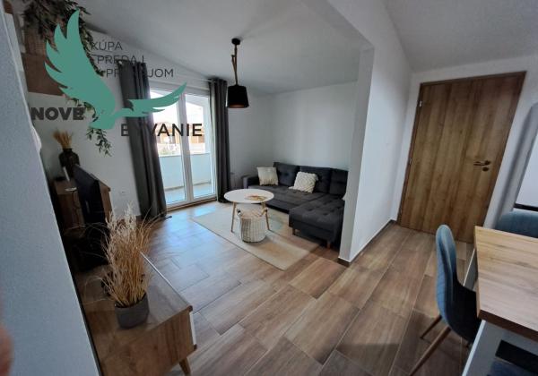 Exkluzívne dom 3x apartmán len 300m od mora v Chorvátsku