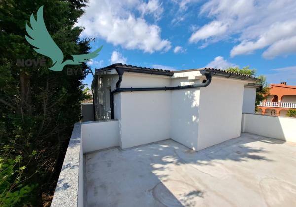 Exkluzívne dom 3x apartmán len 300m od mora v Chorvátsku