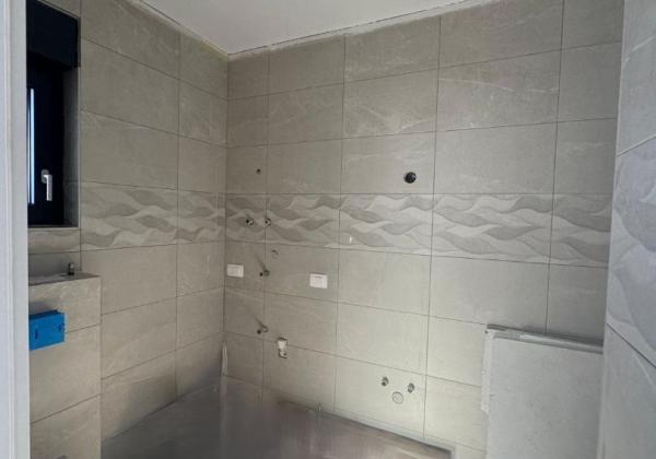 Chorvátsko - Novostavba apartmánu so strešnou terasou za top cenu