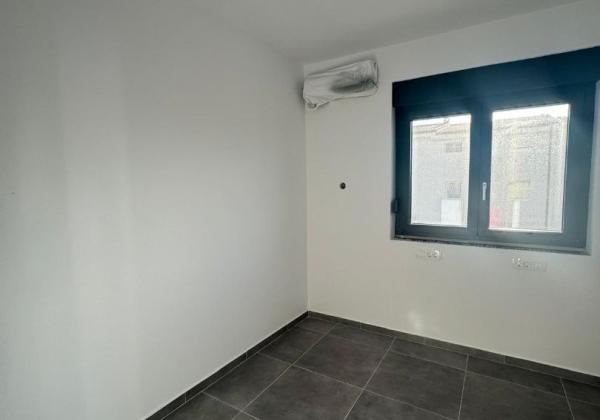 Chorvátsko - Novostavba apartmánu so strešnou terasou za top cenu