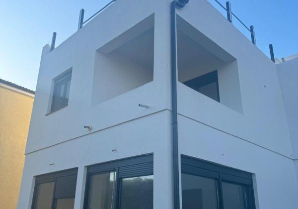 Chorvátsko - Novostavba apartmánu so strešnou terasou za top cenu