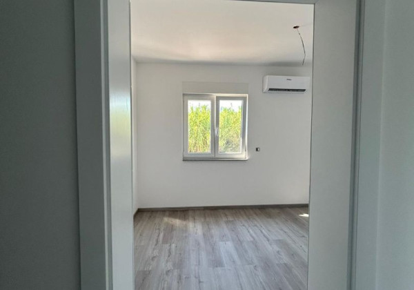 Apartmán s výhľadom na more a záhradou,Chorvátsko-Privlaka