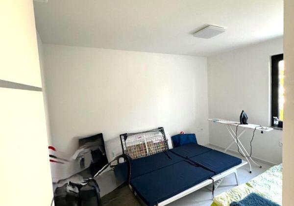 Luxusná novostavba vila s bazénom blízko mora a výhľadom na more v Chorvátsku na ostrove