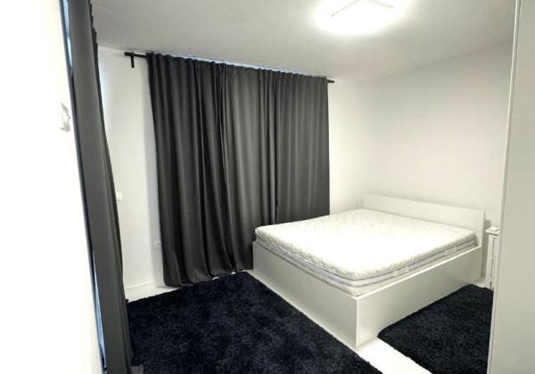 Luxusná novostavba vila s bazénom blízko mora a výhľadom na more v Chorvátsku na ostrove