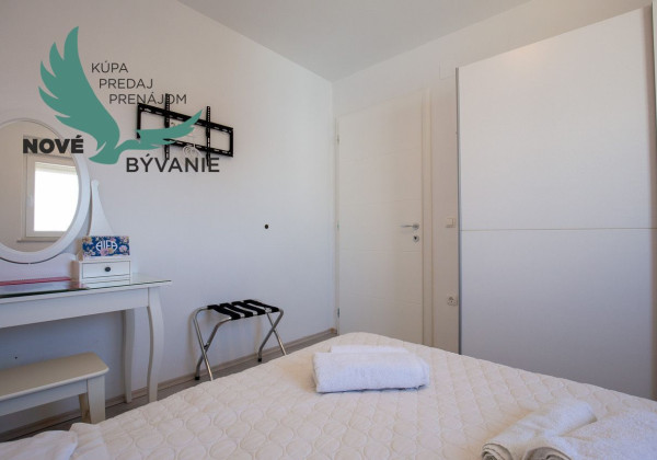 Na predaj apartmán blízko mesta Zadar v Petrčane