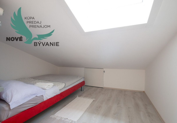 Na predaj apartmán blízko mesta Zadar v Petrčane