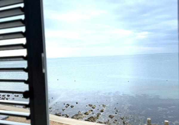 Exkluzívne apartmán v prvej rade od mora v Chorvátsku v Privlake