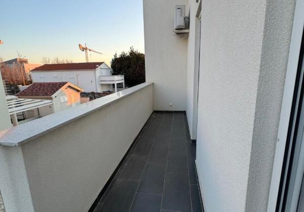 Chorvátsko - Exkluzívne novostavba domu len 30m od mora s výhľadom na more