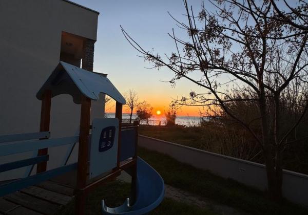 Chorvátsko - Exkluzívne novostavba domu len 30m od mora s výhľadom na more