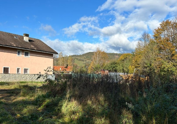 Pozemok na predaj v mestskej časti Bujakovo - Padličkovo