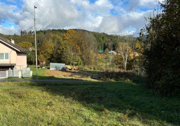 Pozemok na predaj v mestskej časti Bujakovo - Padličkovo