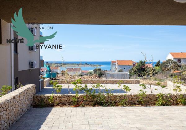 Na predaj novostavba apartmánu s výhľadom na more v Chorvátsku - Pag - Novalja