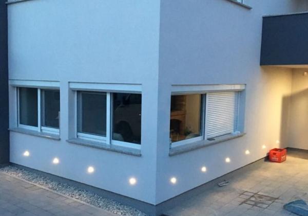 Chorvátsko - Exkluzívne na predaj luxusná vila 3x apartmán len 70 od mora