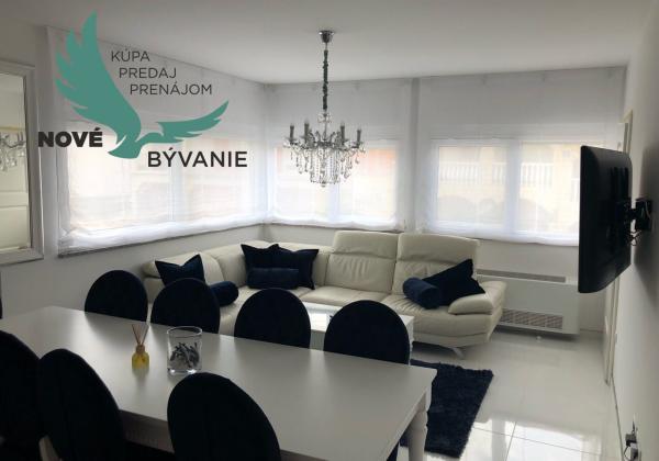 Chorvátsko - Exkluzívne na predaj luxusná vila 3x apartmán len 70 od mora