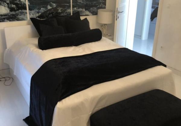 Chorvátsko - Exkluzívne na predaj luxusná vila 3x apartmán len 70 od mora