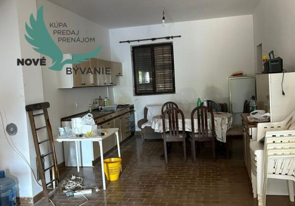 Dom vhodný ako investícia blízko mora v Chorvátsku- Vir